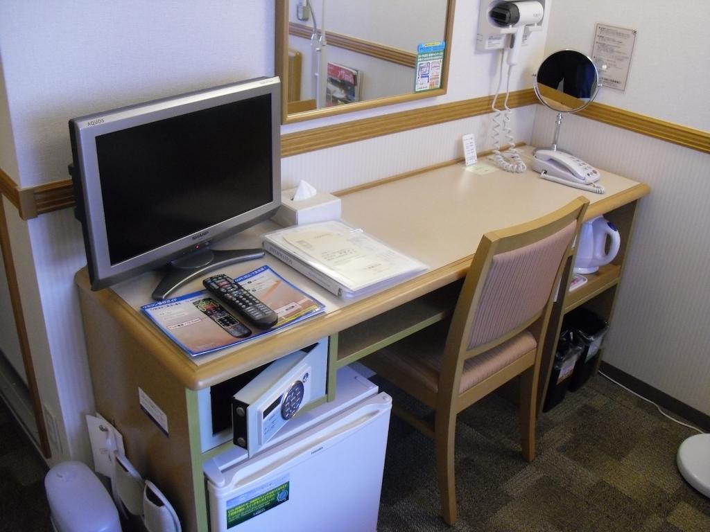 Toyoko Inn Hirosaki Ekimae Dış mekan fotoğraf